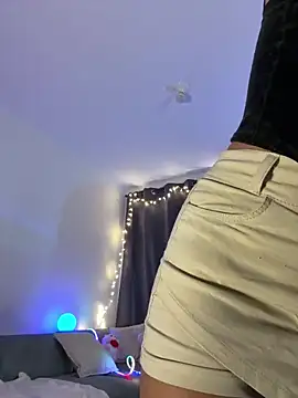 kiryB online show from December 2025 03:16:01 AM