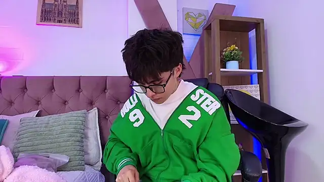 PepperTwink online show from February 2026 04:14:01 PM