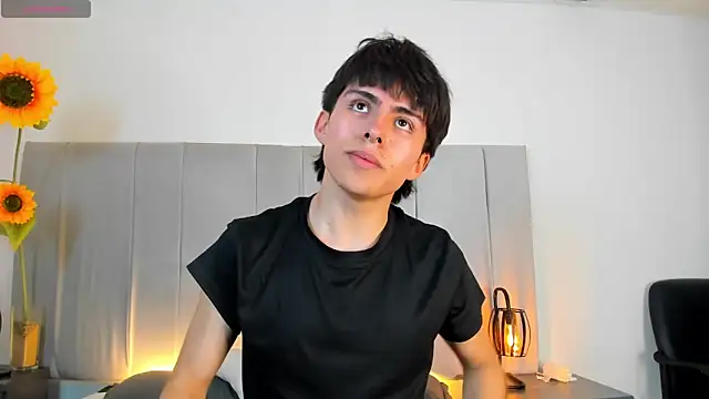 PepperTwink online show from April 2026 04:55:02 PM