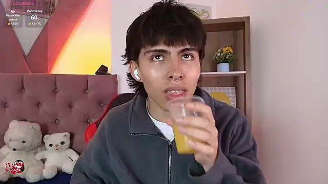 PepperTwink online show from March 2026 04:03:02 PM