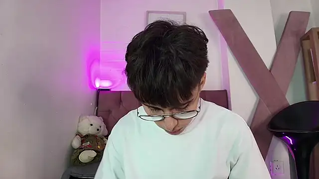 PepperTwink online show from November 2025 04:43:02 PM