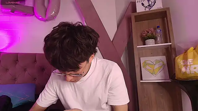 PepperTwink online show from December 2025 04:46:02 PM