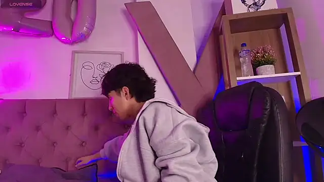 PepperTwink online show from December 2025 05:27:02 PM