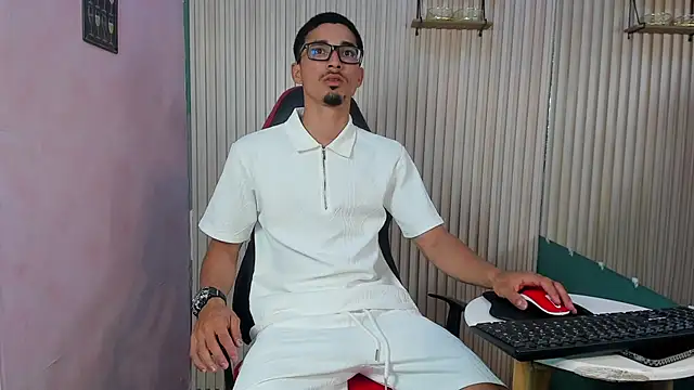 Becker2  online show from January 2026 03:48:02 PM