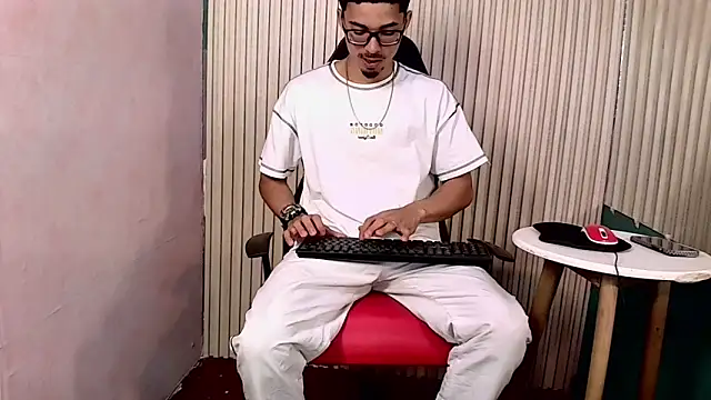 Becker2  online show from January 2026 05:18:01 PM