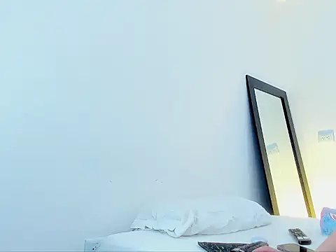 andrea cherryy online show from March 2026 03:34:02 PM