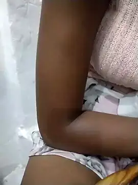 yannaluuxehot online show from January 2025 11:35:01 PM