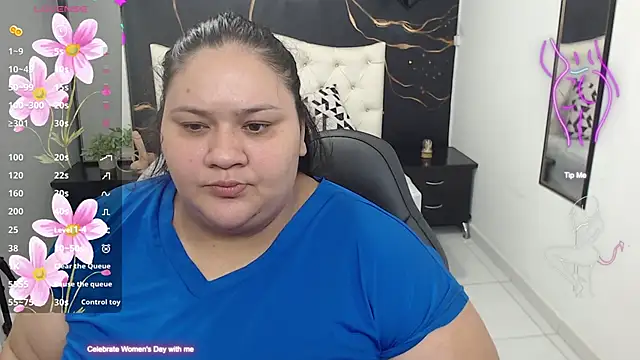 Snapshot of Aaliyah11 chatting on March 2025 02:53:02 AM Aaliyah11 online show from March 2025 02:53:02 AM