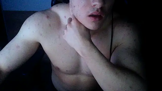 kissspls online show from March 2025 02:15:01 AM