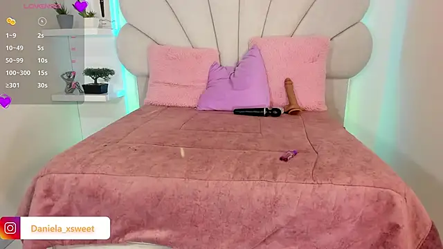 Danielaangelina online show from April 2026 05:25:02 AM