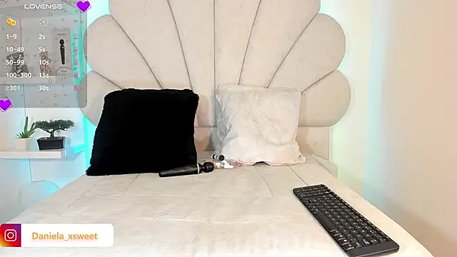 Danielaangelina online show from September 2025 06:23:01 AM