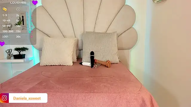 Danielaangelina online show from December 2025 06:40:01 AM