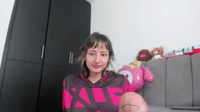 ggor4w33 online show from March 2026 08:47:01 PM