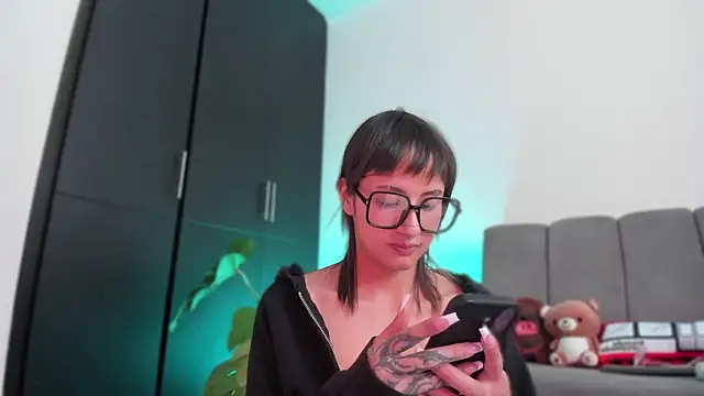 ggor4w33 online show from March 2026 02:20:02 PM