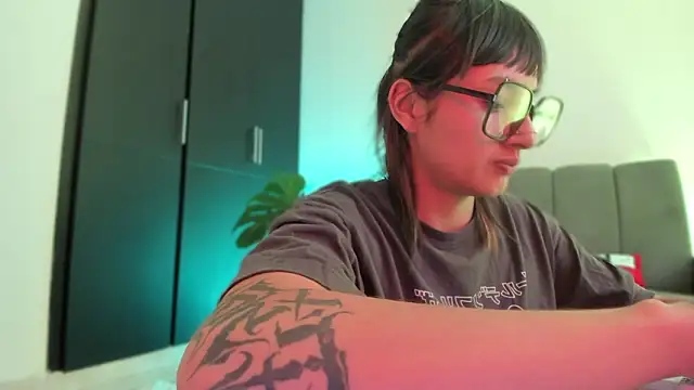 ggor4w33 online show from March 2026 12:54:01 PM