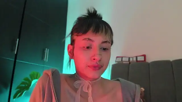 ggor4w33 online show from March 2026 06:29:02 AM