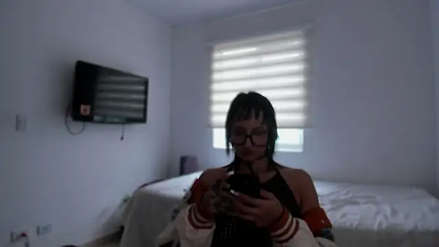 ggor4w33 online show from March 2026 01:01:01 PM