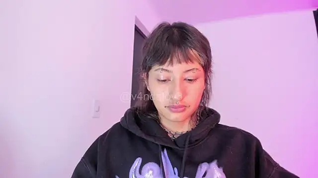 ggor4w33 online show from December 2025 12:17:02 PM