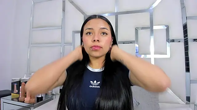 ZoeWan69 online show from November 2025 11:38:02 AM