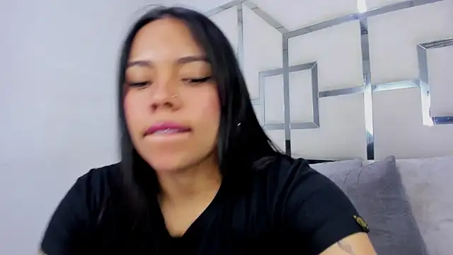 ZoeWan69 online show from September 2025 12:49:02 PM
