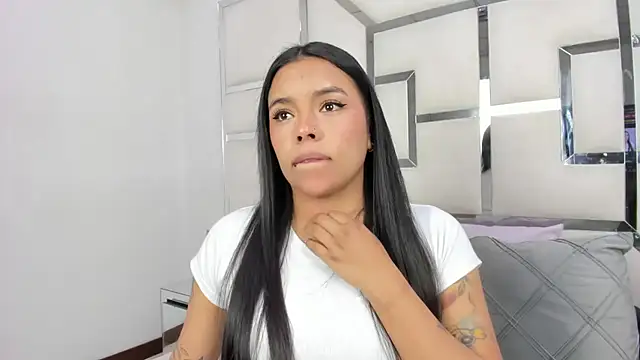 ZoeWan69 online show from March 2026 12:03:02 PM