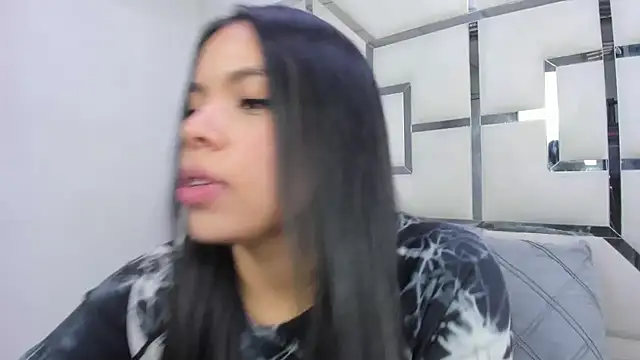 ZoeWan69 online show from March 2026 02:08:02 PM