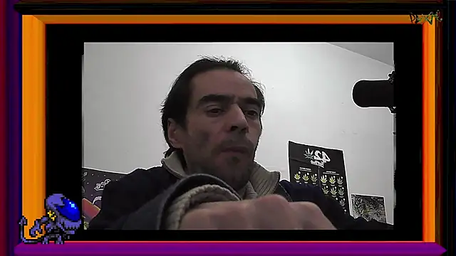 ReyDeBotones online show from March 2025 09:42:02 PM