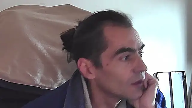 ReyDeBotones online show from March 2026 03:40:01 PM