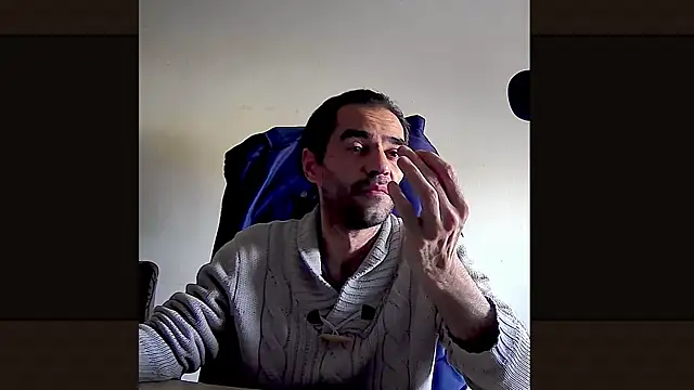 ReyDeBotones online show from March 2026 04:39:01 PM