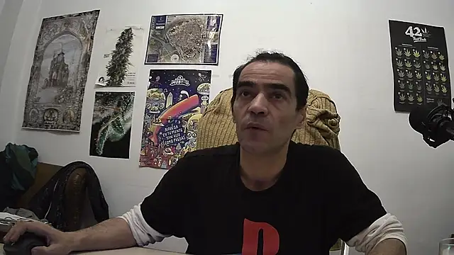 ReyDeBotones online show from April 2026 07:40:02 PM