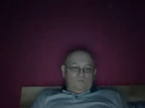 Snapshot of ruplumber chatting on March 2025 03:45:01 AM ruplumber online show from March 2025 03:45:01 AM