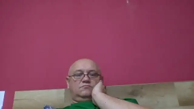 Snapshot of ruplumber chatting on October 2025 11:11:01 PM ruplumber online show from October 2025 11:11:01 PM