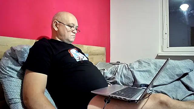 Snapshot of ruplumber chatting on November 2025 03:33:02 AM ruplumber online show from November 2025 03:33:02 AM