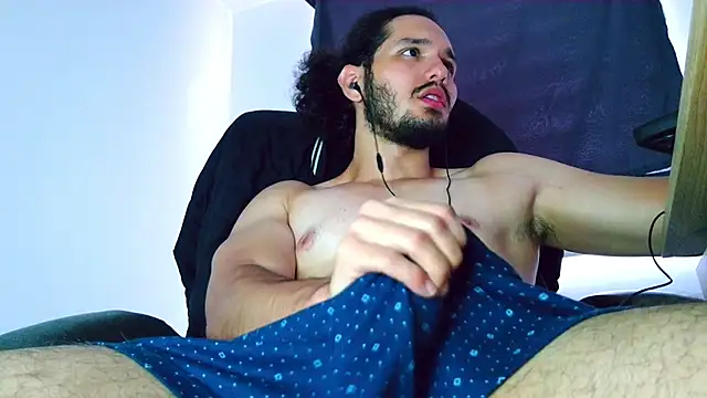 AlexFun18  online show from April 2026 04:52:01 PM