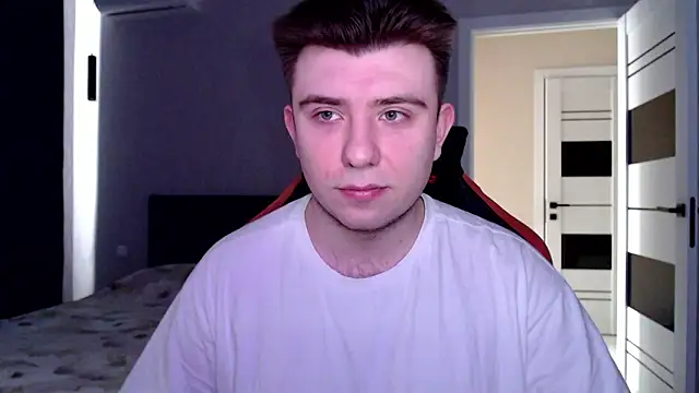 Snapshot of honey_furry chatting on March 2026 06:39:02 AM honey furry online show from March 2026 06:39:02 AM