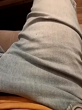 Dam70 online show from November 2025 06:23:01 PM