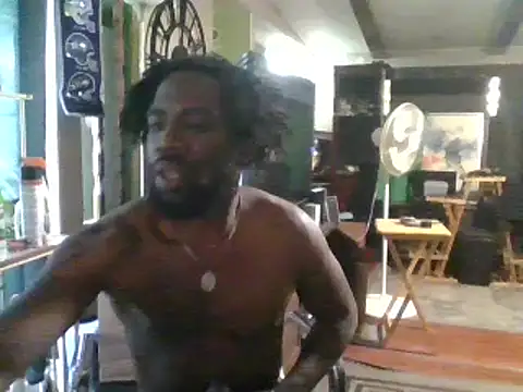 Snapshot of BigDMann40 chatting on February 2025 05:52:01 PM BigDMann40 online show from February 2025 05:52:01 PM