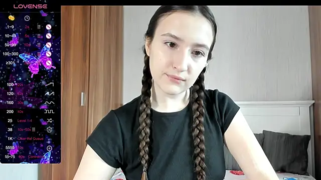 Snapshot of Cute__Nana chatting on September 2025 06:20:01 AM Cute Nana online show from September 2025 06:20:01 AM