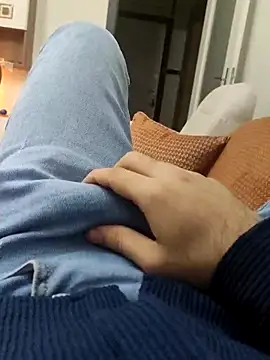 legolasleo online show from April 2026 03:24:02 AM