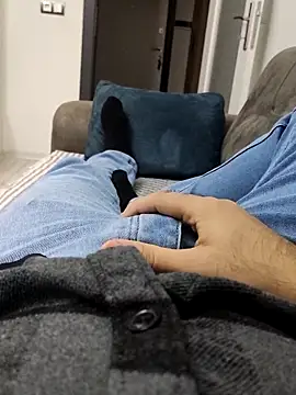 legolasleo online show from November 2025 03:21:01 AM