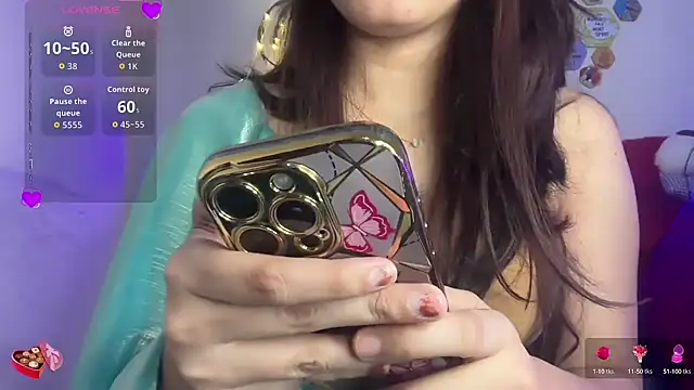 Snapshot of EZ_shuvani chatting on September 2025 06:22:01 PM EZ shuvani online show from September 2025 06:22:01 PM