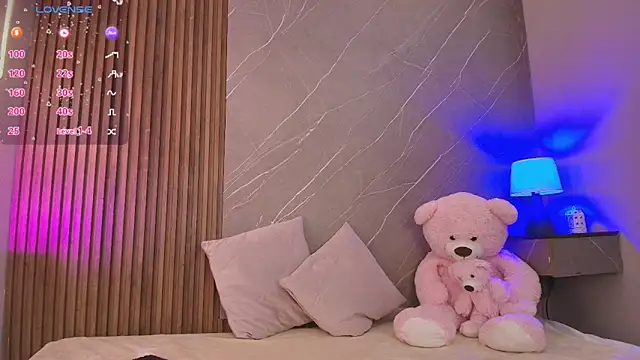 ariana jhonson1 online show from March 2026 12:42:01 PM