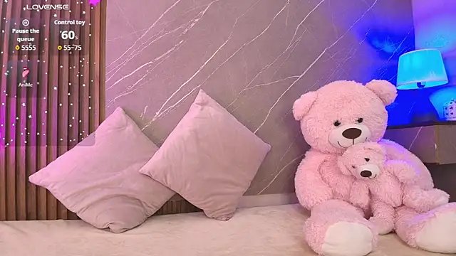 ariana jhonson1 online show from February 2026 12:07:01 PM