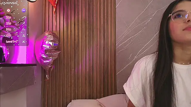 ariana jhonson1 online show from April 2026 12:28:01 PM