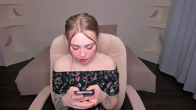 YourMegan online show from December 2025 06:45:02 PM