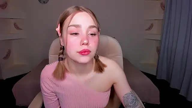 YourMegan online show from December 2025 08:58:01 PM