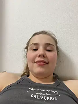 Snapshot of YourMegan chatting on May 2026 09:07:02 PM YourMegan online show from May 2026 09:07:02 PM