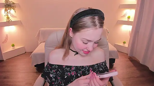 YourMegan online show from March 2026 02:35:02 PM