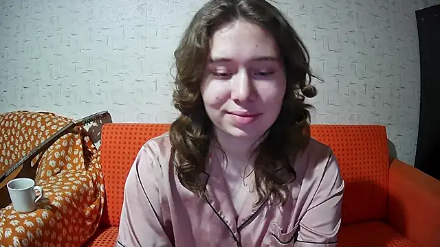 girliemilk online show from November 2025 08:09:02 PM