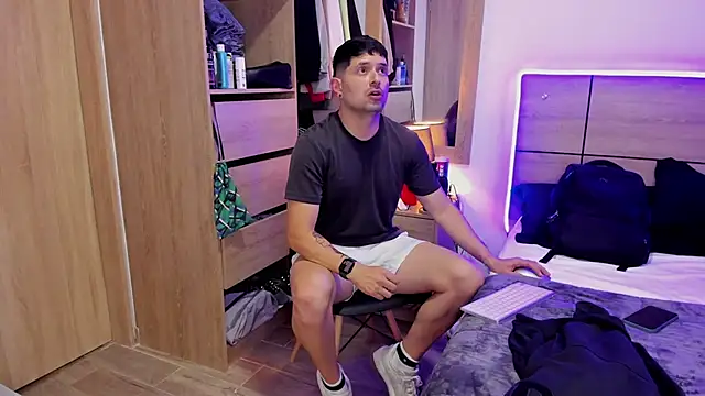 ILoveNYStyle online show from March 2025 07:48:02 PM